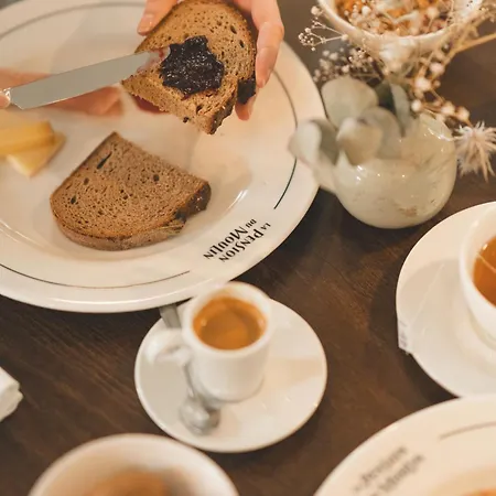 Logis Et Restaurant La Du Moulin 3* بونت-آفين